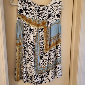 Sleeveless tunic top